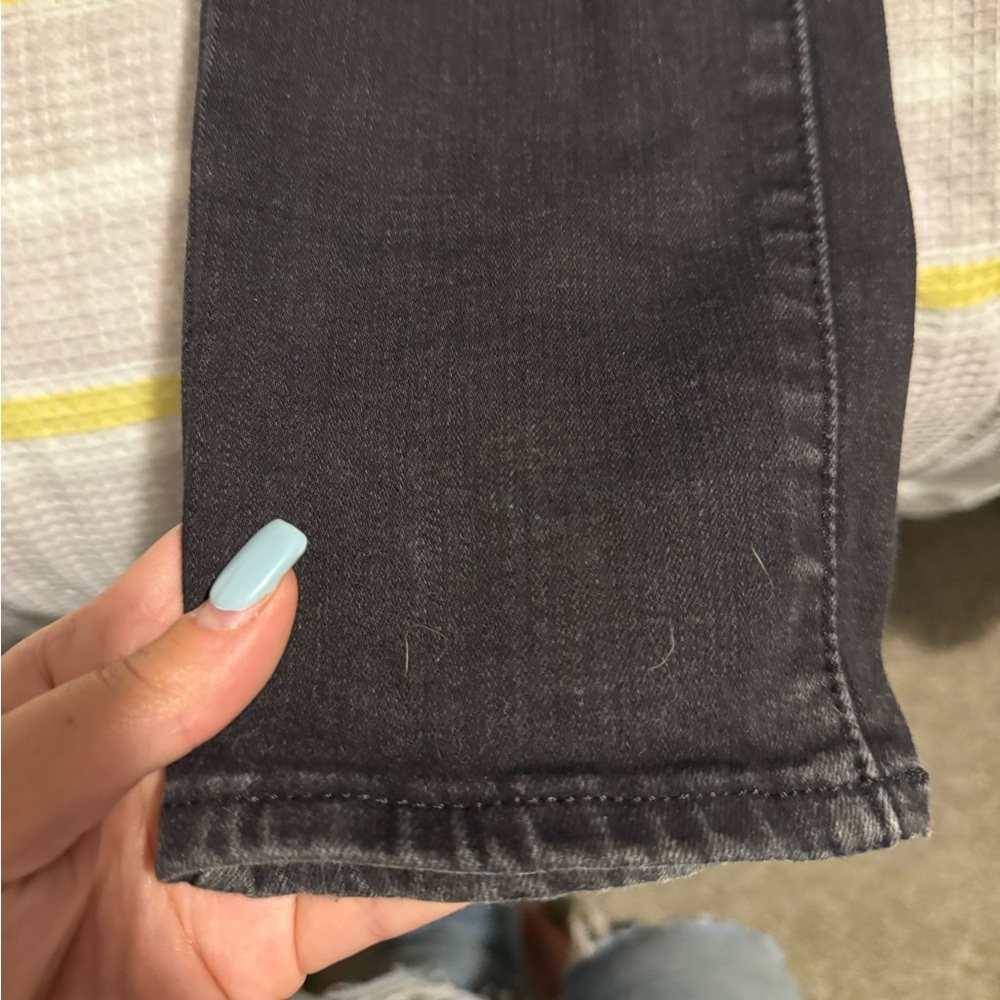 NWOT Levi’s 711 Skinny Women’s Black 32 Jeans - Picture 5 of 7